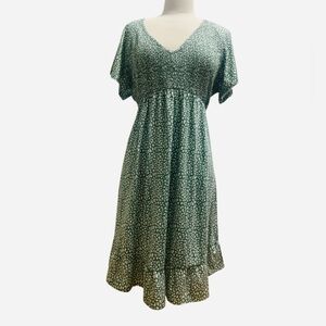 Chic Green Patterned Midi Dress